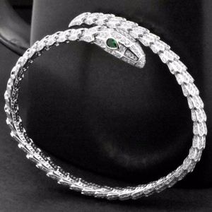 💎 S. Silver Emerald Snake Spiral Bangle Bracelet